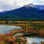 From Calgary: Deep 1 Day Tour in Banff - Johnston Canyon and Ink Pots
