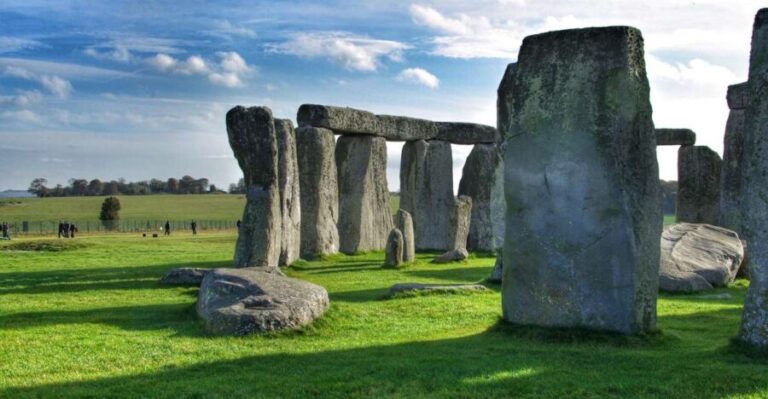 From Cambridge: Guided Day Tour to Bath and Stonehenge - Who Will Enjoy This Tour?