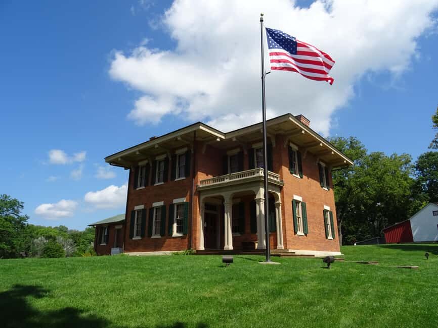 From Chicago: 1-Day Tour on Galena - A Closer Look at the Tour Experience