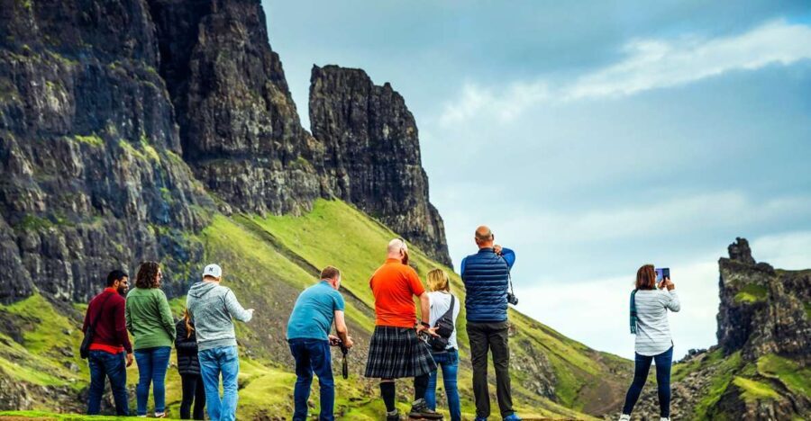 From Edinburgh: 3-Day Isle of Skye and The Highlands Tour - Detailed Itinerary Breakdown