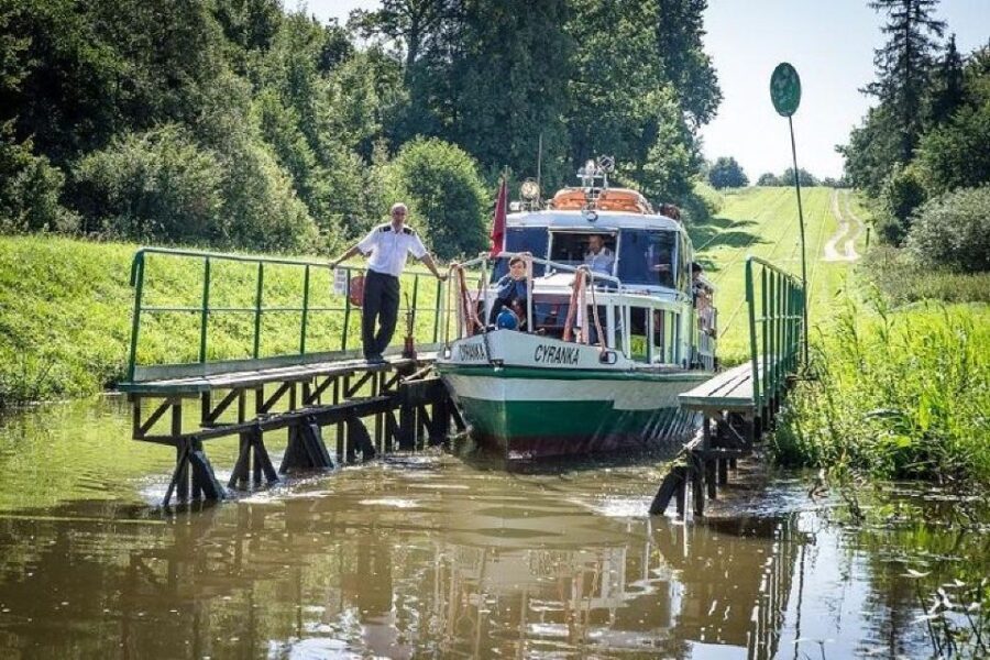 From Gdansk: Elblag Canal Boat Cruise - An In-Depth Look at the Elblag Canal Boat Cruise