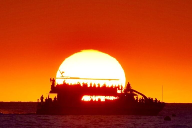 From Hawaii: Historical Dinner Cruise Tour to Kealakekua Bay - The Value of This Experience