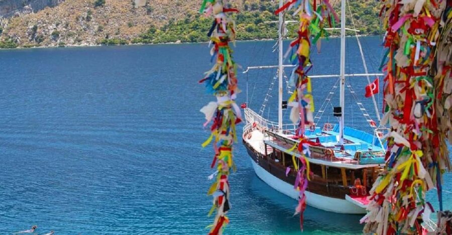 From Icmeler: Turkish Aegean Coast Boat Trip with Lunch - Authentic Highlights from Traveler Reviews
