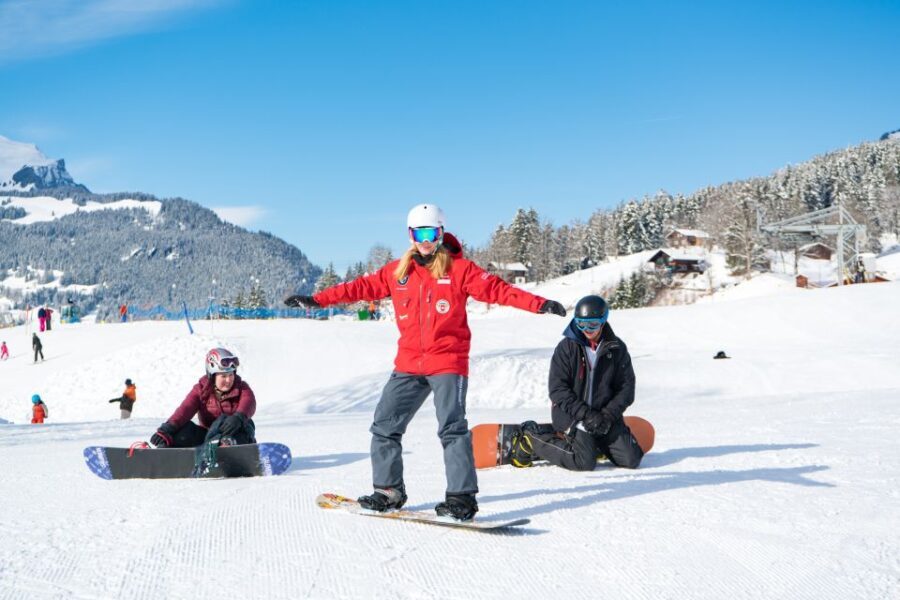 From Interlaken: Grindelwald Beginners Snowboarding Lesson - A Closer Look at the Grindelwald Snowboarding Experience