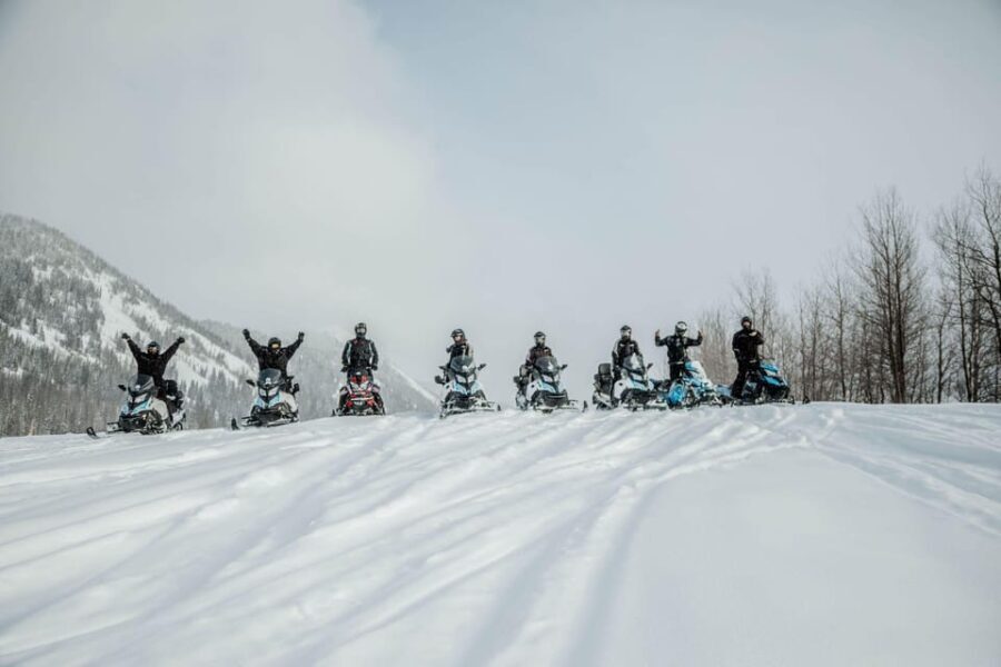 From Jackson: Yellowstone Grand Canyon Snowmobile Tour - A Closer Look at the Yellowstone Snowmobile Tour