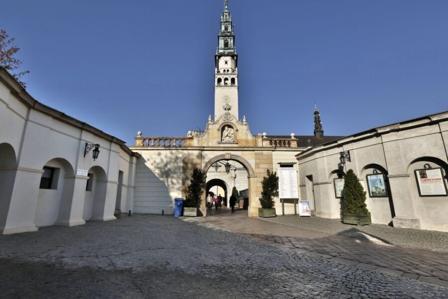 From Krakow: Czestochowa - The Black Madonna - The Sum Up