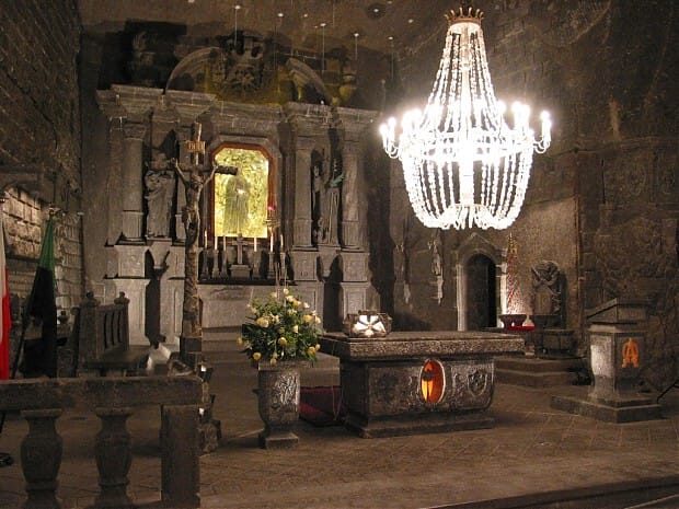 From Kraków: Wieliczka Salt Mine Guided Tour with Transport - A Deep Dive into the Wieliczka Salt Mine Guided Tour