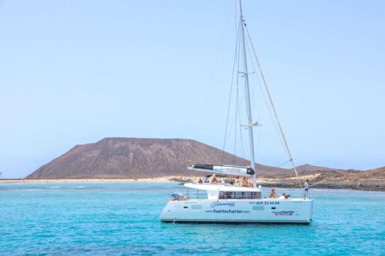 From Lanzarote: Lobos Island and Fuerteventura Day Cruise - Transportation, Timing, and Group Size: Why They Matter
