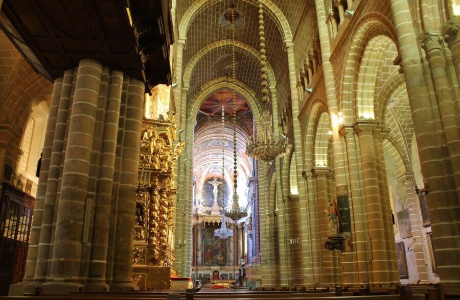 From Lisbon: Évora Private Historic Discovery Tour - The Sum Up