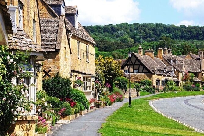 From London: Cotswolds Guided Trip Including Bourton-on-the-Water - FAQ