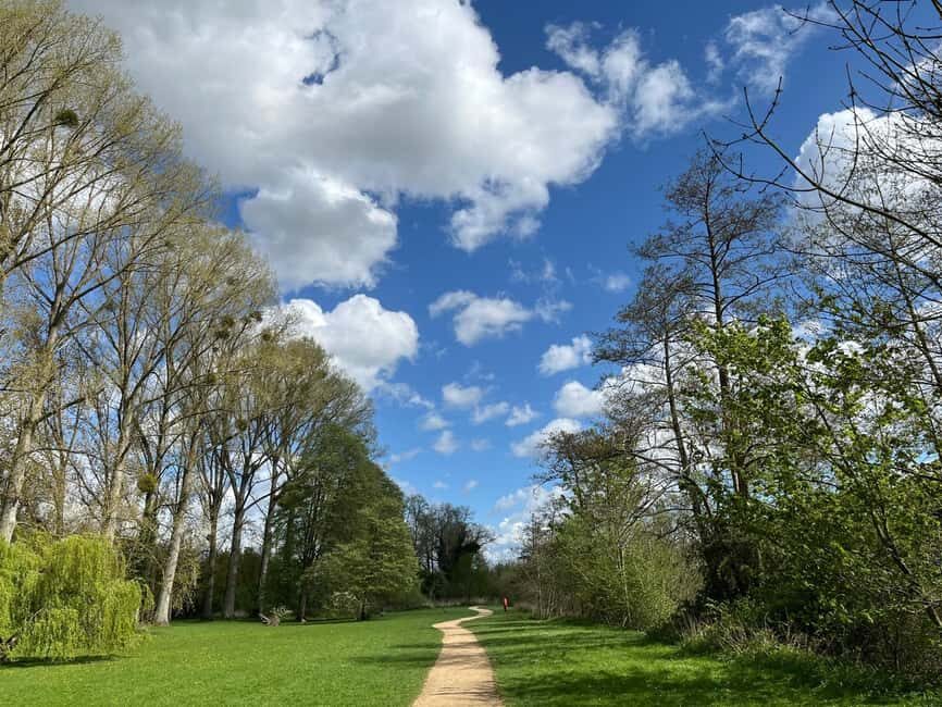 From London: Private Guided Walking & Fine Dining Tour - Exploring the Countryside with a Personal Touch