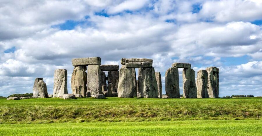 From London: Stonehenge Morning Day Trip with Admission - The Full Experience: A Detailed Look