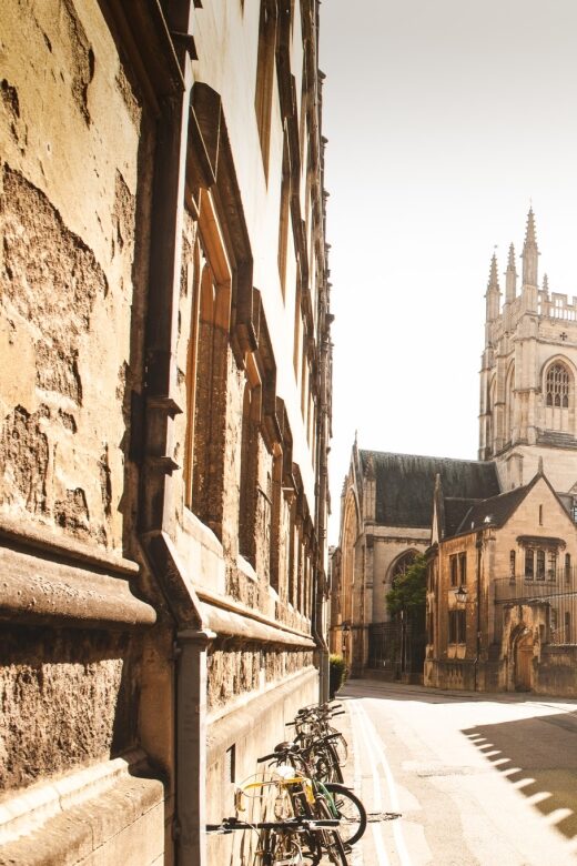From London: Windsor, Stonehenge, Bath & Oxford 2-Day Tour - Exploring the Highlights: Windsor, Stonehenge, Bath & Oxford
