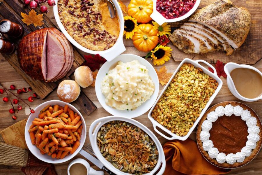 From Ma'alaea: Thanksgiving Dinner Cruise Aboard the Calypso - A Detailed Look at the From Maalaea Thanksgiving Dinner Cruise