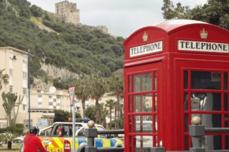 From Marbella: Gibraltar Private Day Trip with Local Guide - Detailed Breakdown of the Itinerary