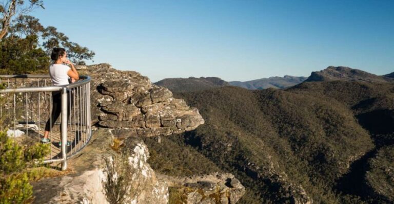 From Melbourne: Grampians National Park & Kangaroos - An In-Depth Look at the Experience