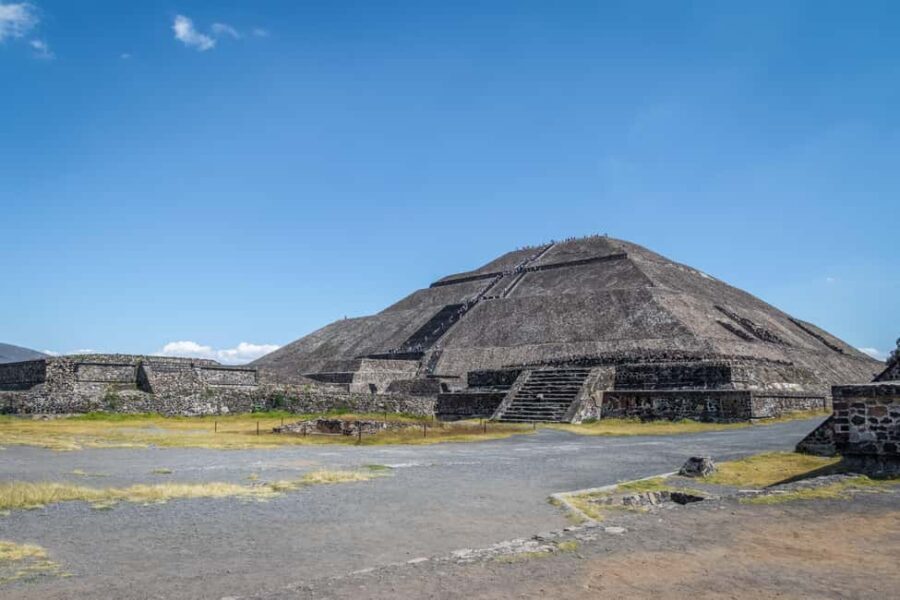 From Mexico City: 1-day tour of the Basilica of Guadalupe and Teotihuacan - Who Will Love This Tour?