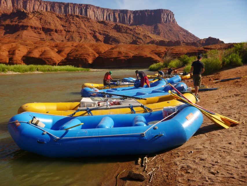From Moab: Canyonlands 4x4 Drive and Colorado River Rafting - Who Will Love This Tour?