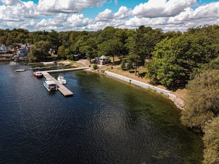 From Montreal: Kingston City Day Trip & 1000 Island Cruise - An In-Depth Look at the Kingston Day Trip & 1000 Islands Cruise