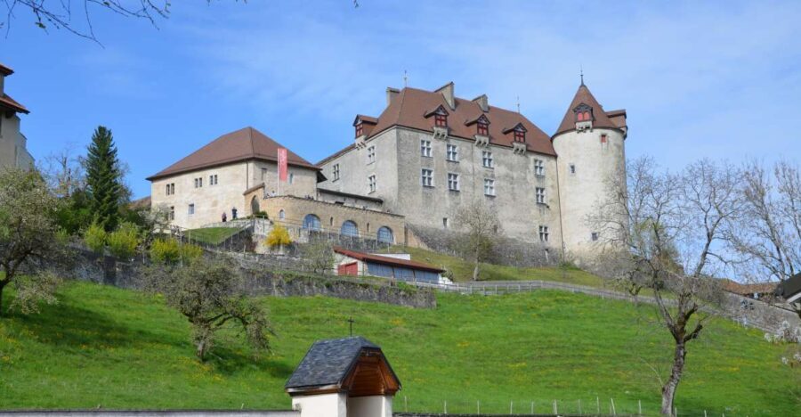 From Montreux, Bern or Fribourg : Gruyères region TOUR - A Deep Dive into the Gruyères Region Tour