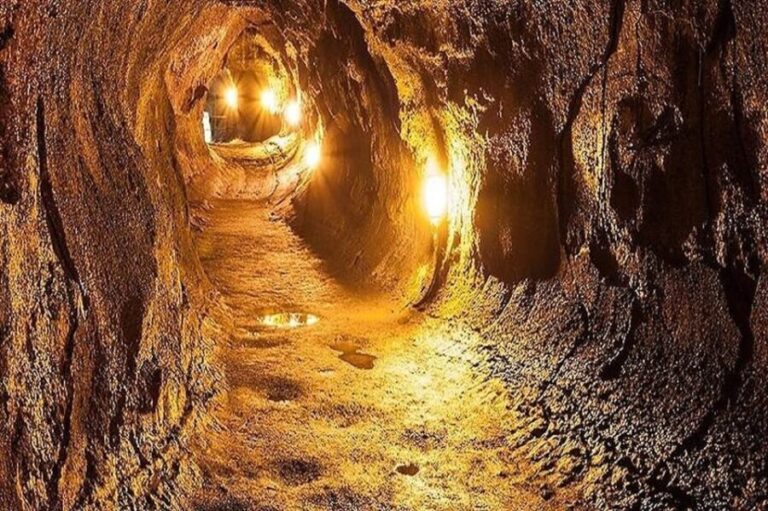 From Oahu: Hawaii Volcanoes National Park Experience - Key Points