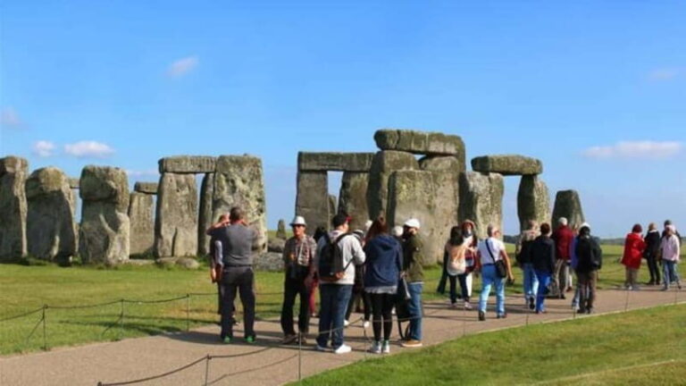 From Oxford: Stonehenge and Bath Small-Group Tour - The value of this tour