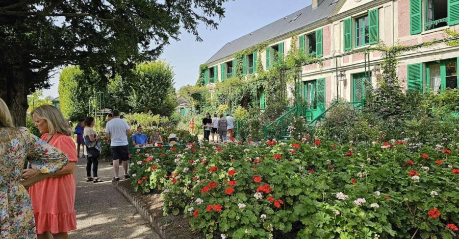 From Paris: Auvers-sur-Oise & Giverny Excursion - Exploring the Day in Detail