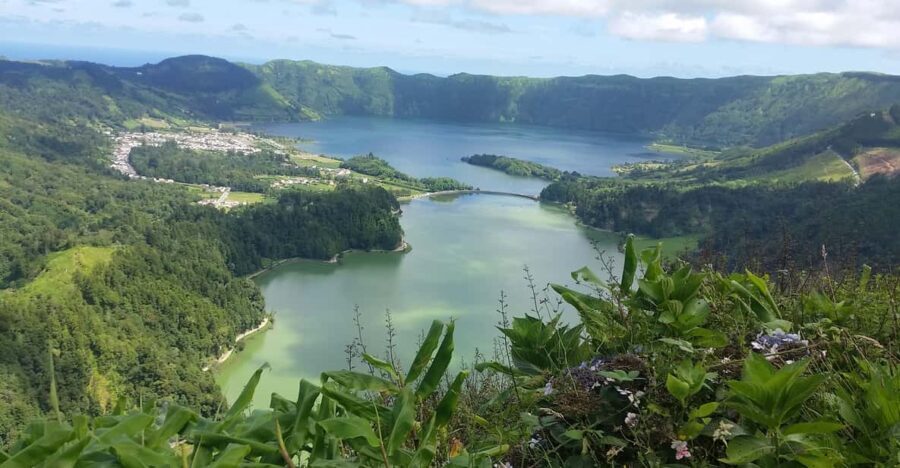From Ponta Delgada: Sete Cidades Lakes & Fire Lake Day Tour - An In-Depth Look at the Experience