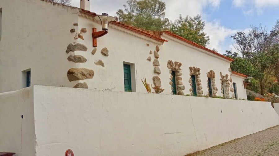 From Quarteira, Albufeira, or Portimão: Silves & Monchique - FAQ