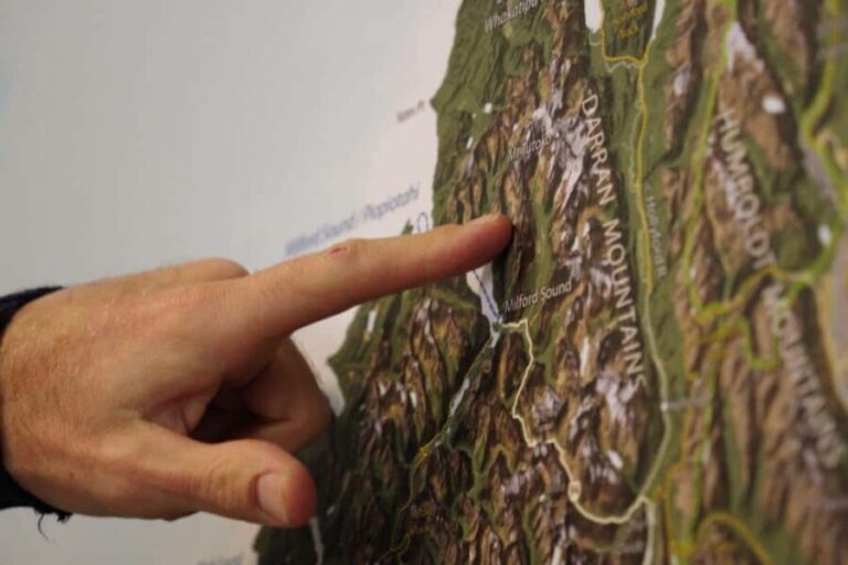 From Queenstown: Milford Sound Flight and Nature Cruise - Authentic Experiences Highlighted in Reviews