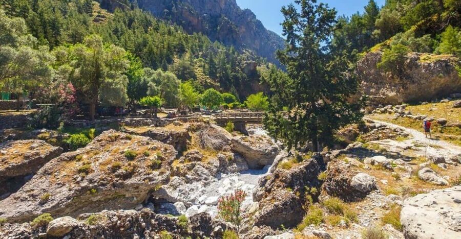 From Rethymno: Samaria gorge with Professional Hiking Guide - Authentic Experiences and Practical Tips