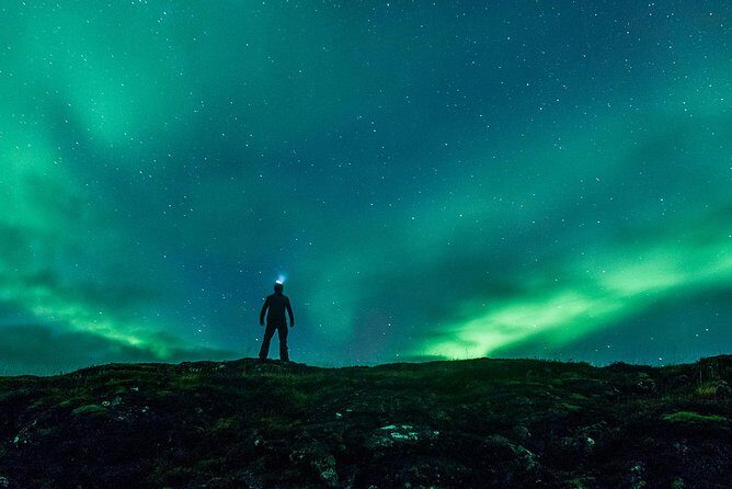 From Reykjavik 4x4 Minibus Northern Lights with Photo and Cocoa - Who Is This Tour Best For?