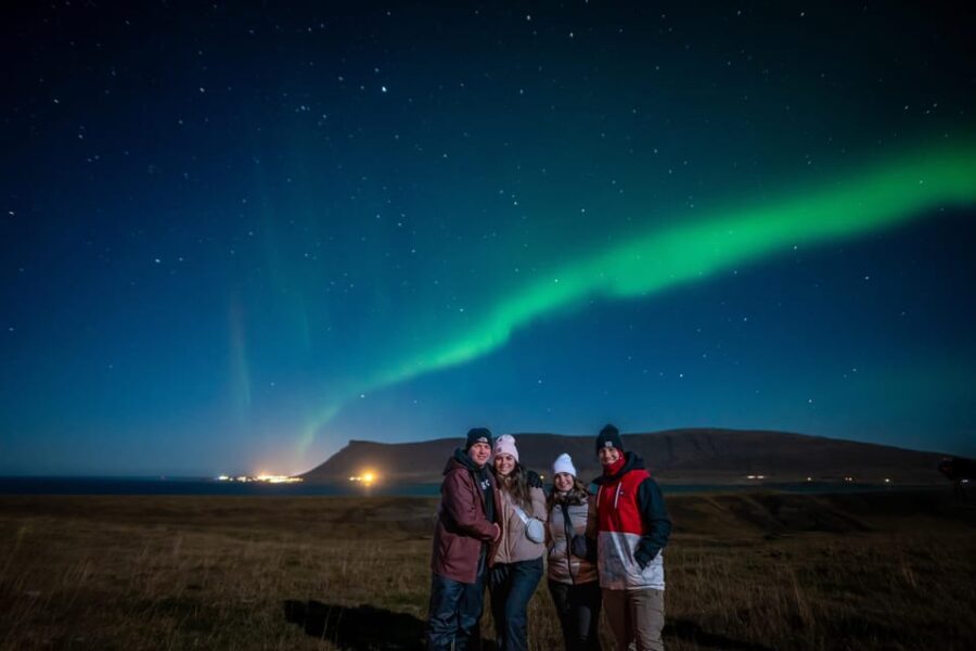 From Reykjavik: New Year's Eve Northern Lights Tour - Who Should Consider This Tour?