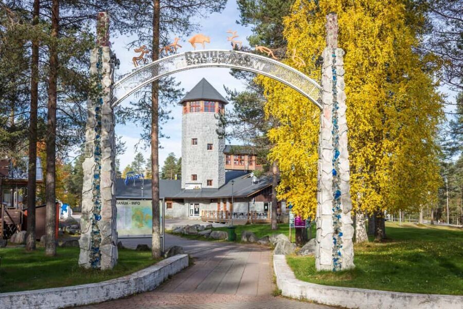 From Rovaniemi: Visit Wildlife Park in Ranua - Highlights of the Wildlife Park Experience
