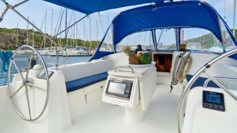 From Santa Teresa: Sailboat Tour to Corsica with Lunch - Exploring the Tour in Detail
