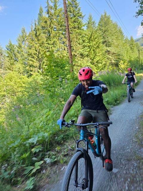 From Seattle: Snoqualmie Tunnel Scenic Bike Tour - What Makes This Tour Stand Out