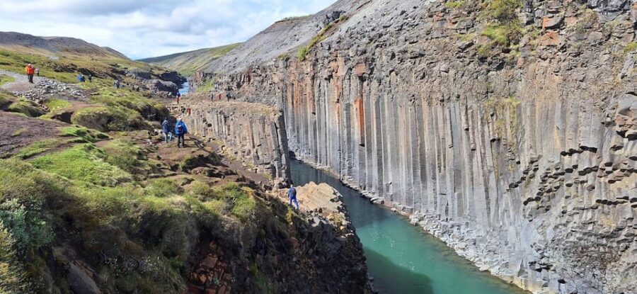 From Seyðisfjörður: Stuðlagil Canyon and Reindeer Park Tour - Exploring the East Iceland Beauty: A Closer Look