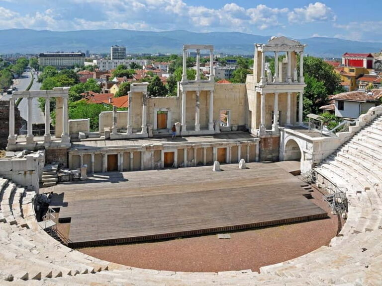 From Sofia: Plovdiv Day Tour - The Journey Begins: Picking Up and Heading Out