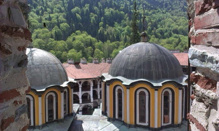 From Sofia: Rila Monastery UNESCO Site & Outdoor Mineral Spa - Real Traveler Insights