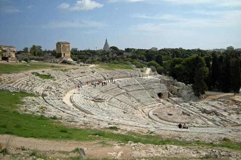 From Taormina: Guided Tour of Syracuse and Ortygia Island - Detailed Review of the Tour Experience