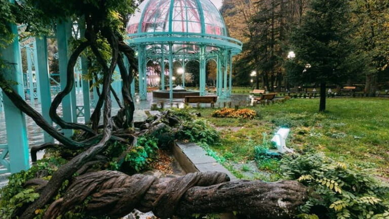 From Tbilisi: Borjomi, Rabati, and Vardzia Guided Day Trip - Why This Tour Offers Good Value