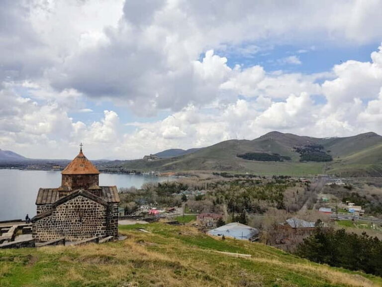 From Tbilisi: Dilijan & Sevan Lake Full-Day Tour to Armenia - Exploring Armenia from Tbilisi: A Closer Look