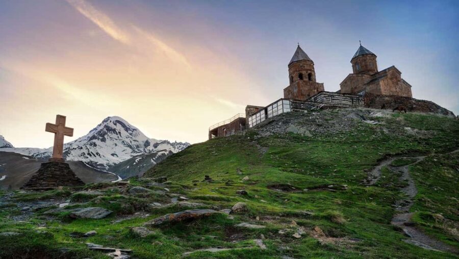 From Tbilisi: Kazbegi, Gudauri & Ananuri Day Trip - The Mountain Town of Stepantsminda and the Gergeti Trinity Church