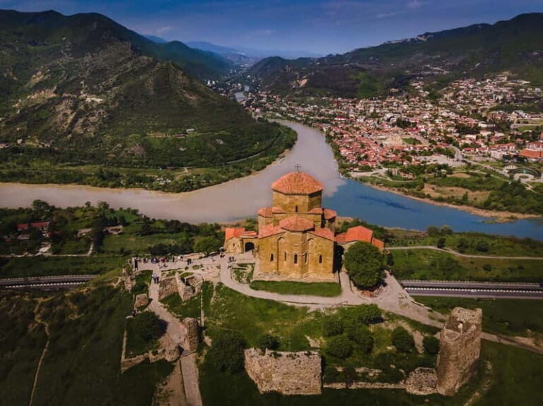From Tbilisi: Mtskheta, Gori, and Uplistsikhe Day Trip - In-Depth Look at Each Stop