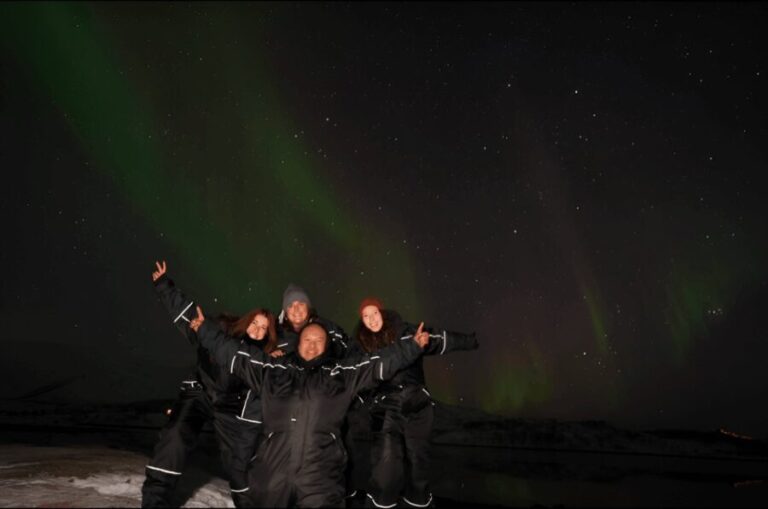 From Tromsø: Northern Lights Tour in Minibus with Photos - What Makes This Tour Stand Out?