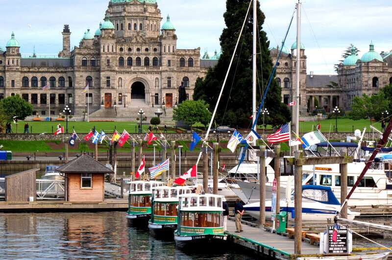 From Vancouver: Victoria City and Butchart Gardens Tour - In-Depth Review of the Vancouver to Victoria Experience
