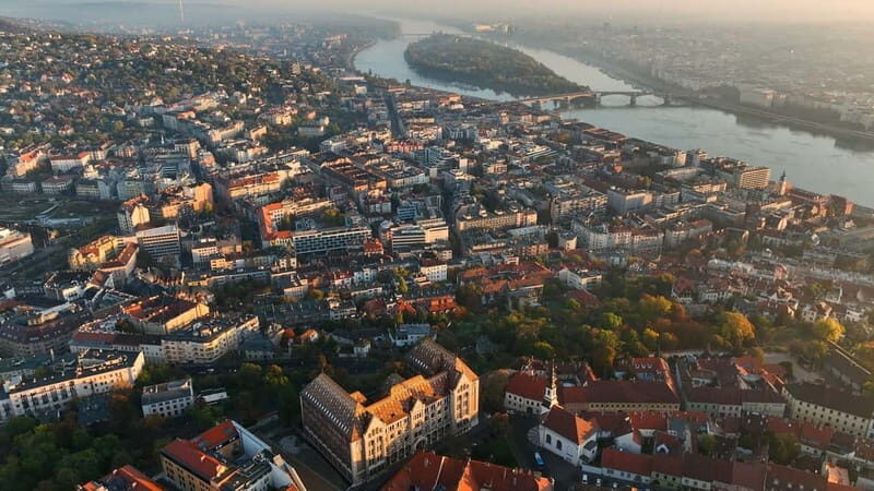 From Vienna: Bratislava& Budapest Day Tour with Photographer - Who Should Consider This Tour?