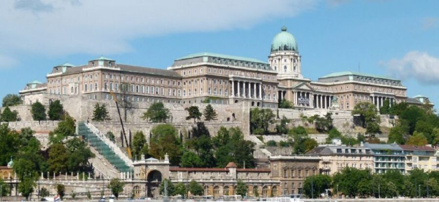 From Vienna: Private Day Tour of Budapest inc. Local Guide - Why Choose This Tour?