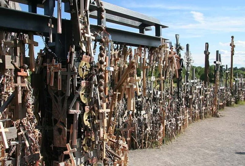 From Vilnius: Anykiai & The Hill of Crosses Day Trip - Exploring Lithuania in Depth: The Experience Breakdown