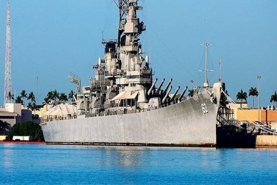 From Waikiki: Battleships of WWII at Pearl Harbor Tour - Exploring the Tour: A Detailed Look